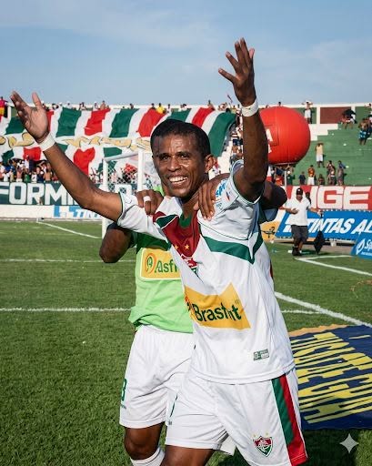 Souza Brito atleta pelo Fluminense de Feira